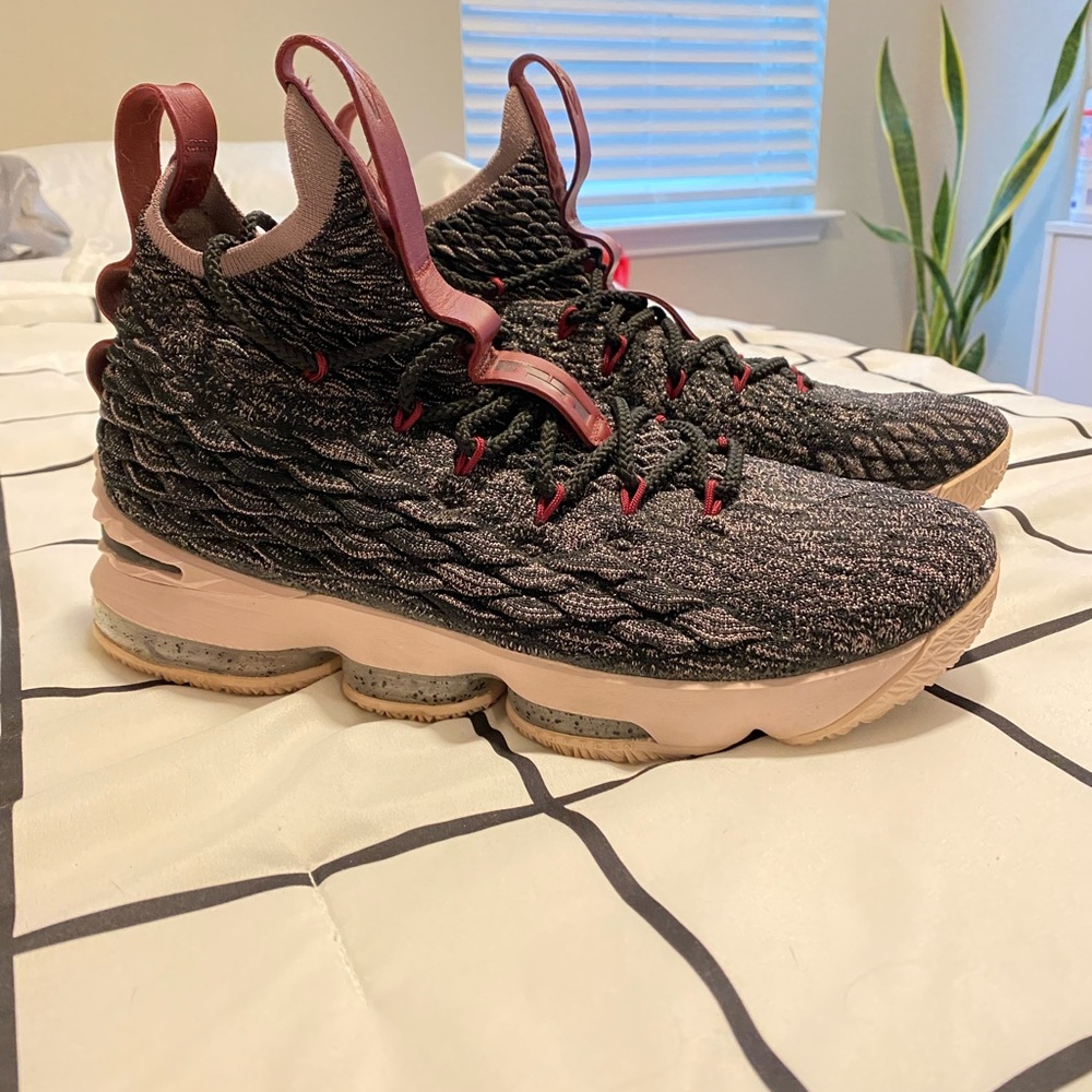 LEBRON 15 PRIDE OF OHIO SHOES MEN SZ9